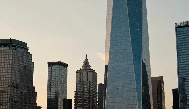 公司正规网站定制那家好，数据驱动决策是关键